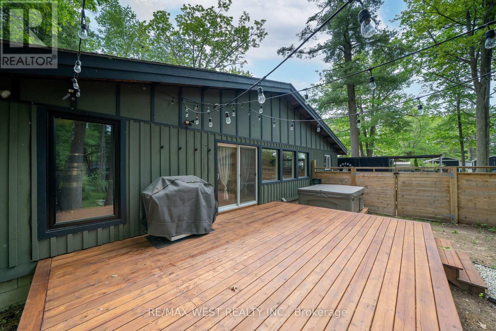 94 28th Street N, Wasaga Beach, Ontario  L9Z 2E2 - Photo 36 - S13445916