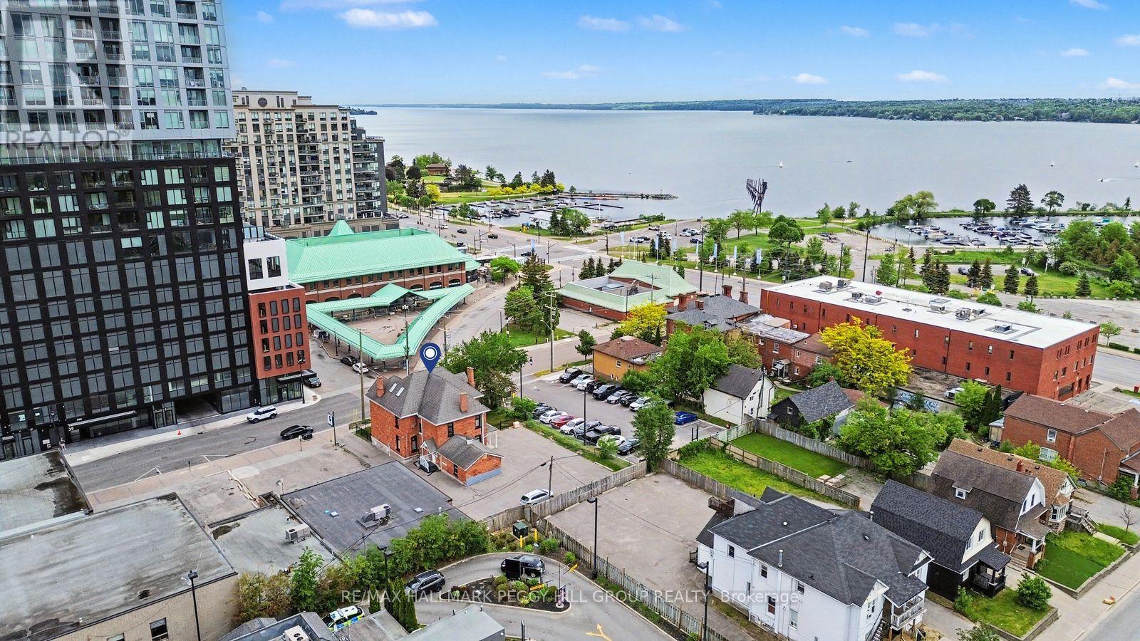 30 Mary Street, Barrie, Ontario  L4N 1S8 - Photo 2 - S13445934