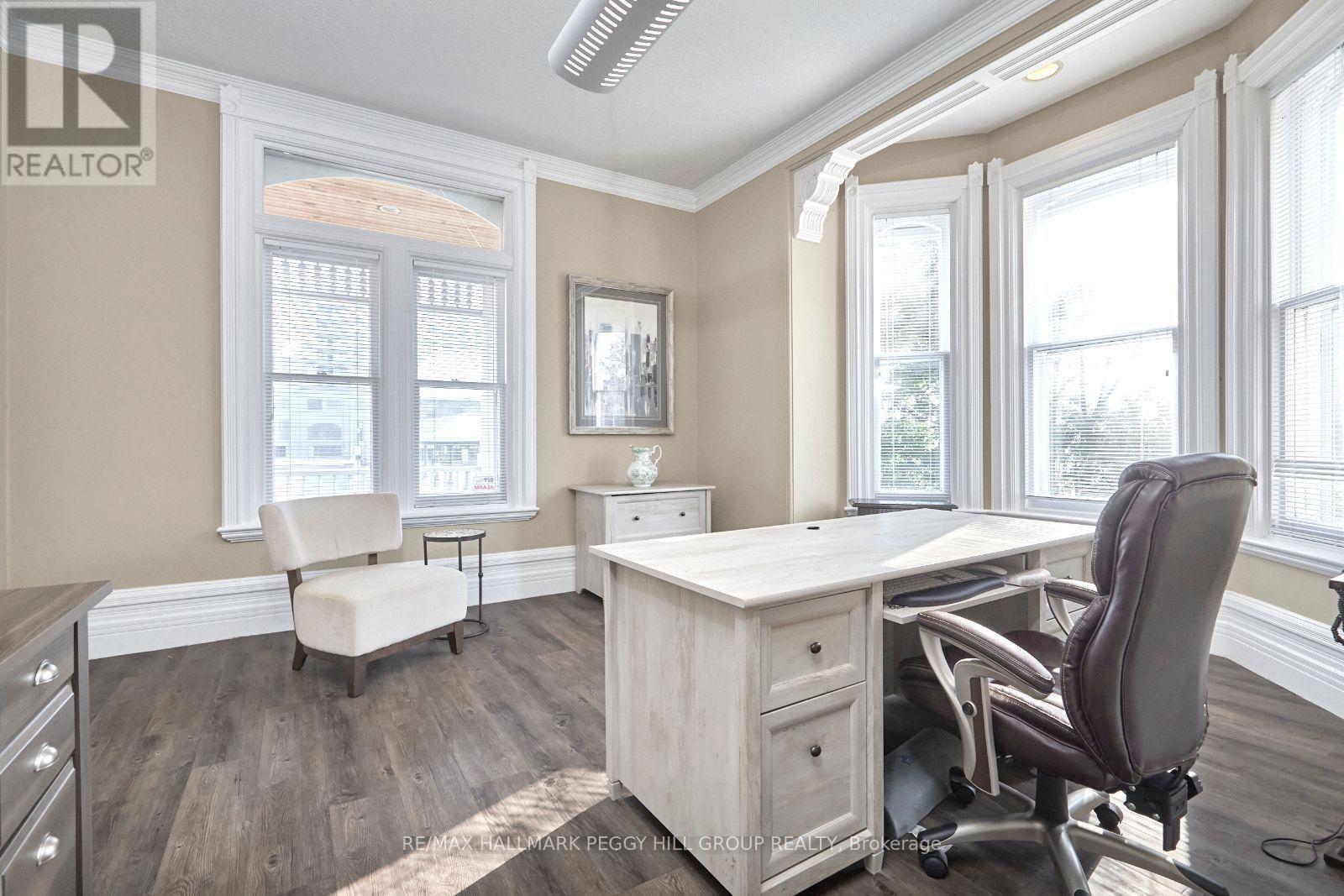 30 Mary Street, Barrie, Ontario  L4N 1S8 - Photo 4 - S13445934