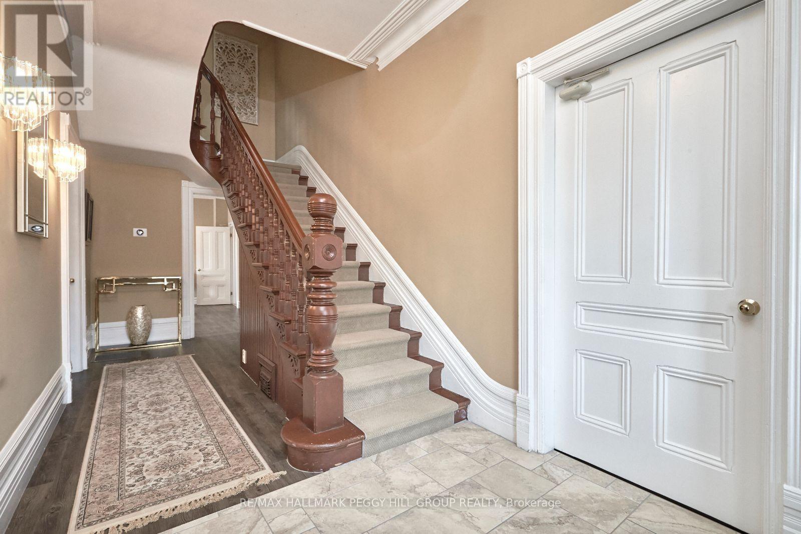 30 Mary Street, Barrie, Ontario  L4N 1S8 - Photo 8 - S13445934