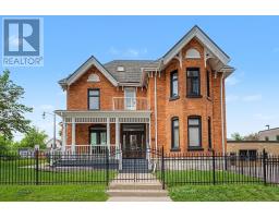30 MARY STREET, Barrie, Ontario