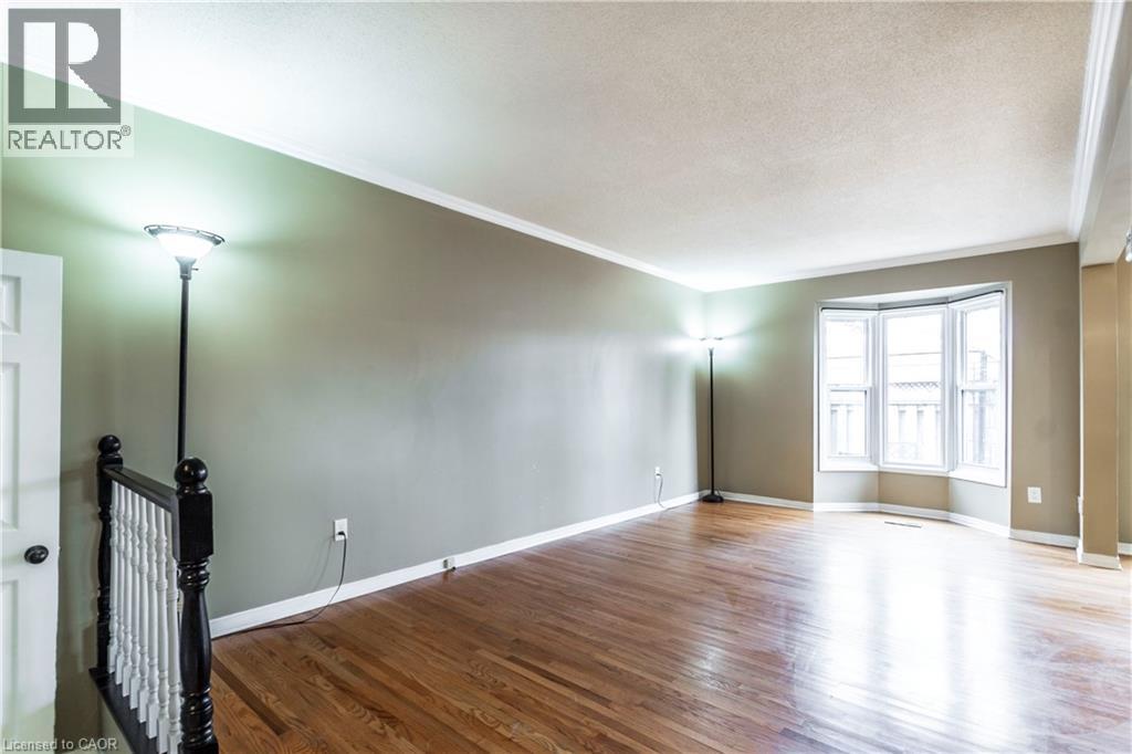 2 Royalwood Court Unit# 6, Stoney Creek, Ontario  L8E 4Y9 - Photo 3 - 40839779
