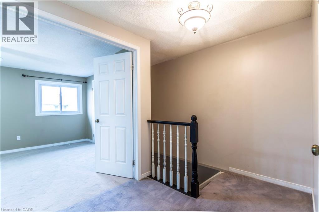 2 Royalwood Court Unit# 6, Stoney Creek, Ontario  L8E 4Y9 - Photo 9 - 40839779