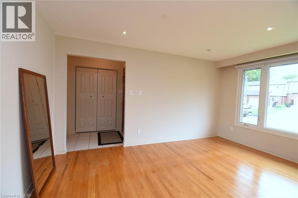 68 Tindale Court, Hamilton, Ontario  L8K 6C7 - Photo 10 - 40839758