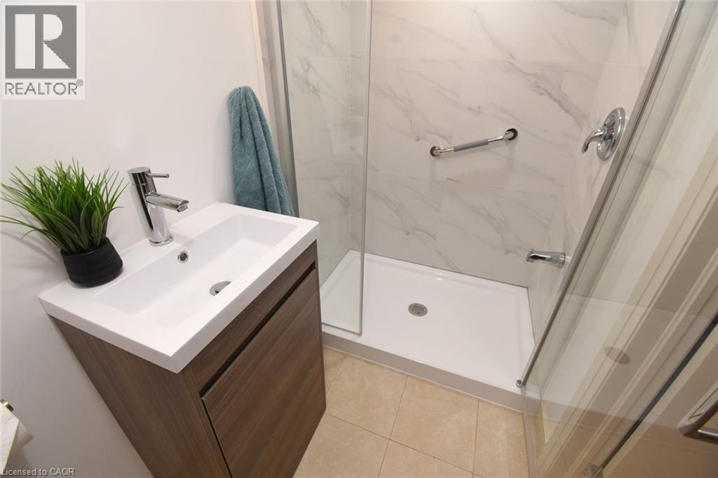 68 Tindale Court, Hamilton, Ontario  L8K 6C7 - Photo 17 - 40839758