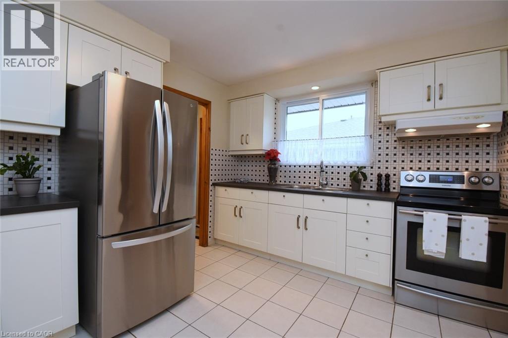 68 Tindale Court, Hamilton, Ontario  L8K 6C7 - Photo 6 - 40839758