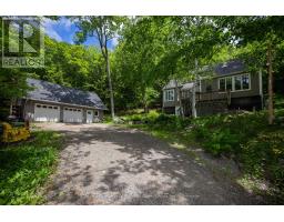 1037 FOREMAN ROAD, Muskoka Lakes, Ontario