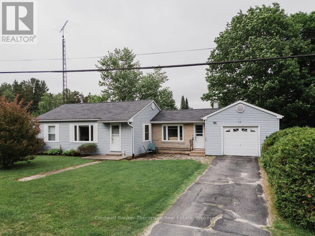 35 JOHN STREET, Sundridge, Ontario