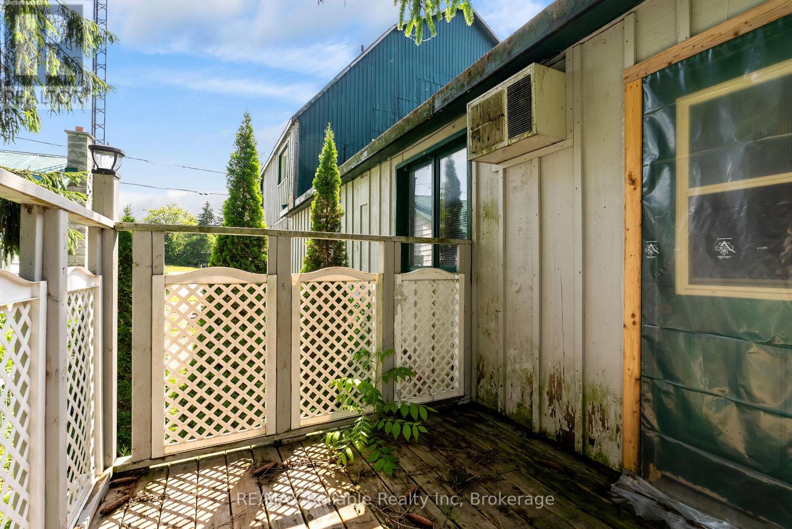 31 London Road W, Bluewater (Stanley), Ontario  N0M 1J0 - Photo 41 - X13446118