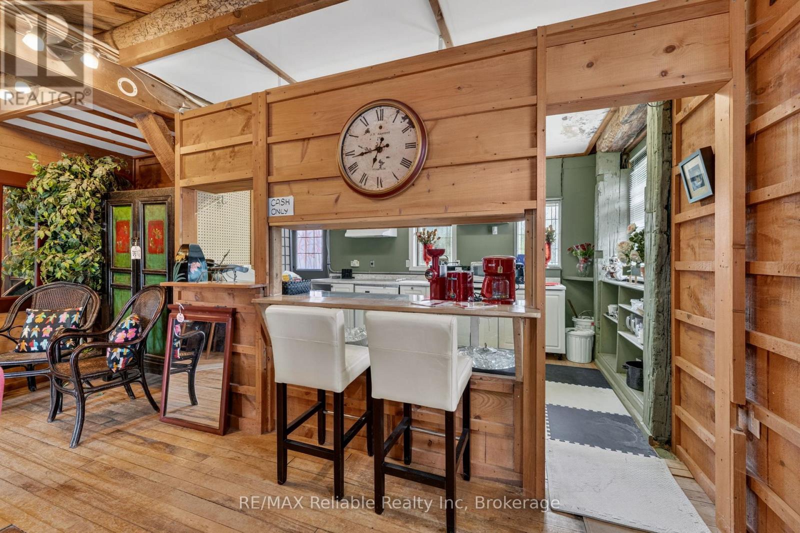 31 London Road, Bluewater (Stanley), Ontario  N0M 1J0 - Photo 5 - X13446122