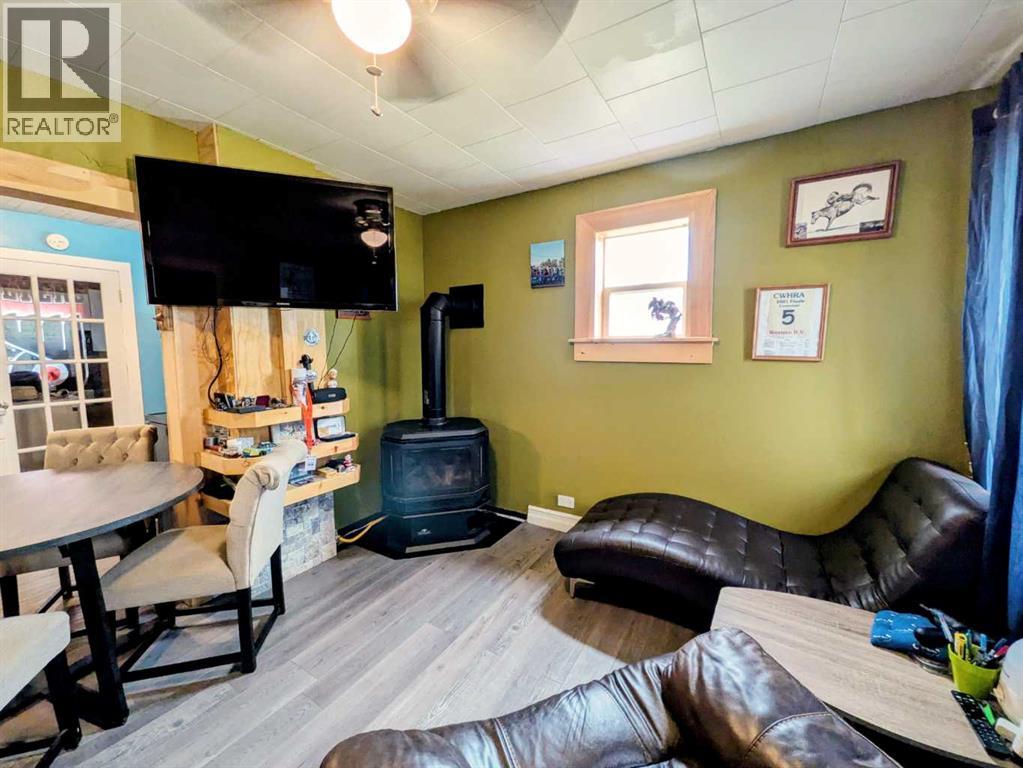 4824 47 Avenue, Spirit River, Alberta  T0H 3G0 - Photo 12 - A2321119
