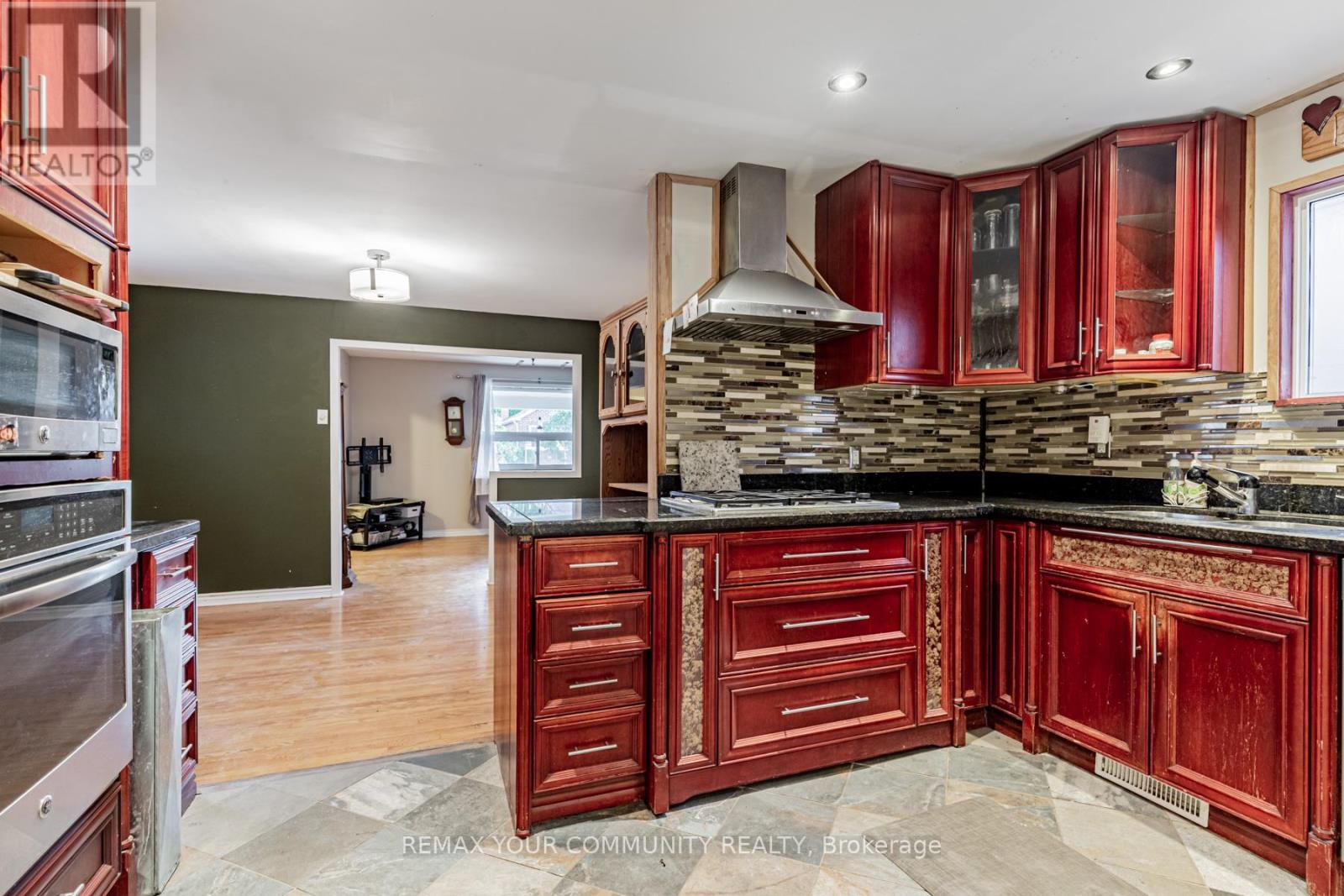 48 Cayuga Avenue, Toronto, Ontario  M6N 2G1 - Photo 16 - W13445804