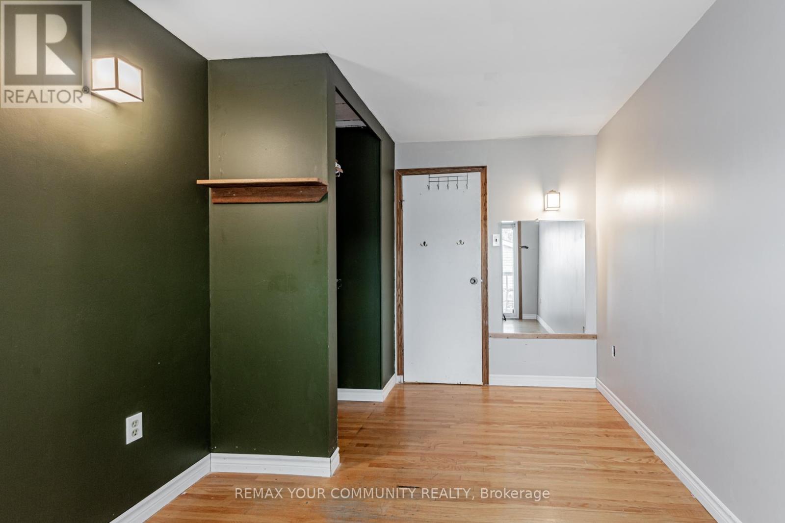 48 Cayuga Avenue, Toronto, Ontario  M6N 2G1 - Photo 18 - W13445804