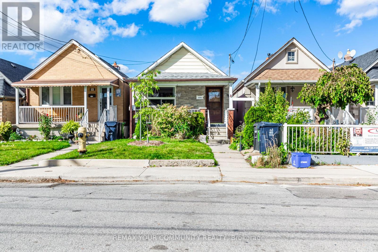 48 Cayuga Avenue, Toronto, Ontario  M6N 2G1 - Photo 2 - W13445804