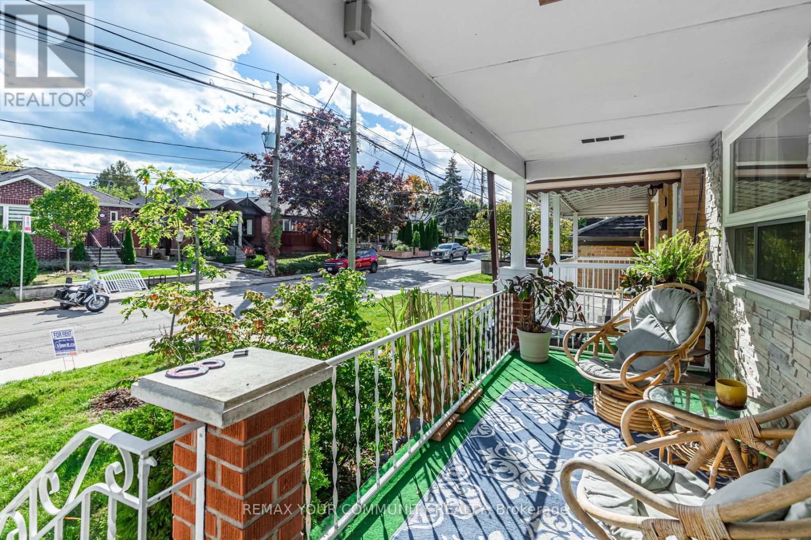 48 Cayuga Avenue, Toronto, Ontario  M6N 2G1 - Photo 3 - W13445804