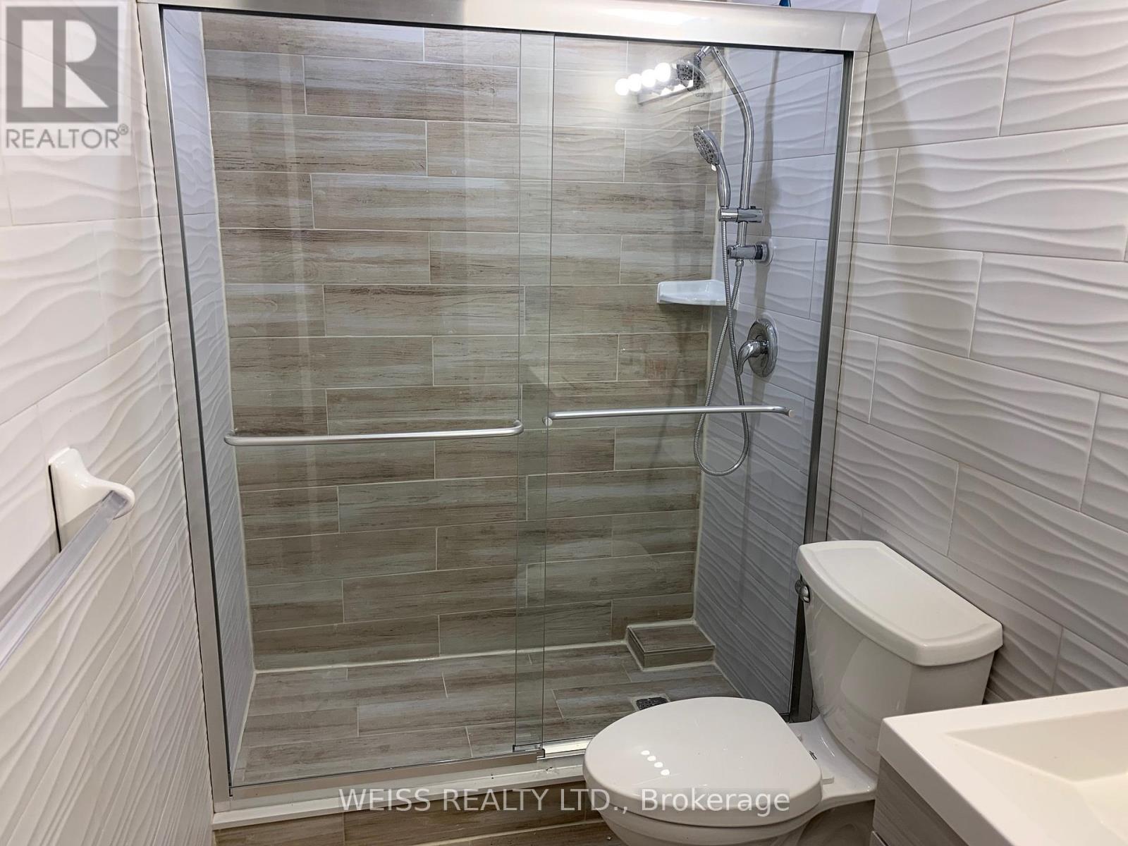 2nd Flr - 330 Marlee Avenue, Toronto, Ontario  M6B 3H8 - Photo 5 - W13445824