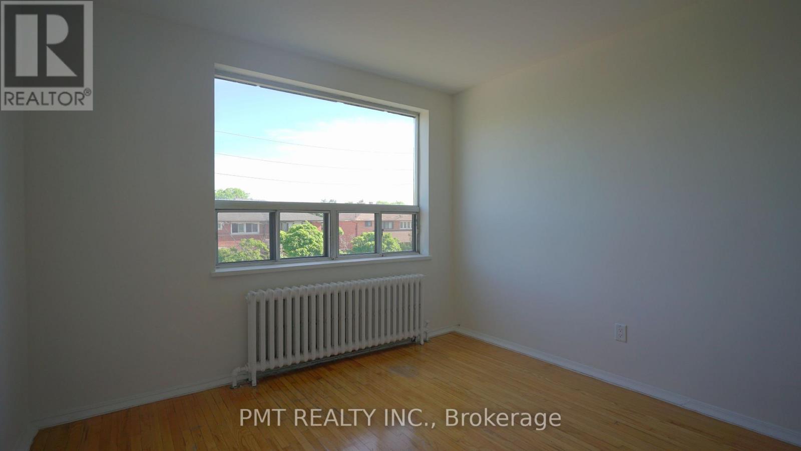 7 - 137 Brookhaven Drive, Toronto, Ontario  M6M 4P1 - Photo 12 - W13445884