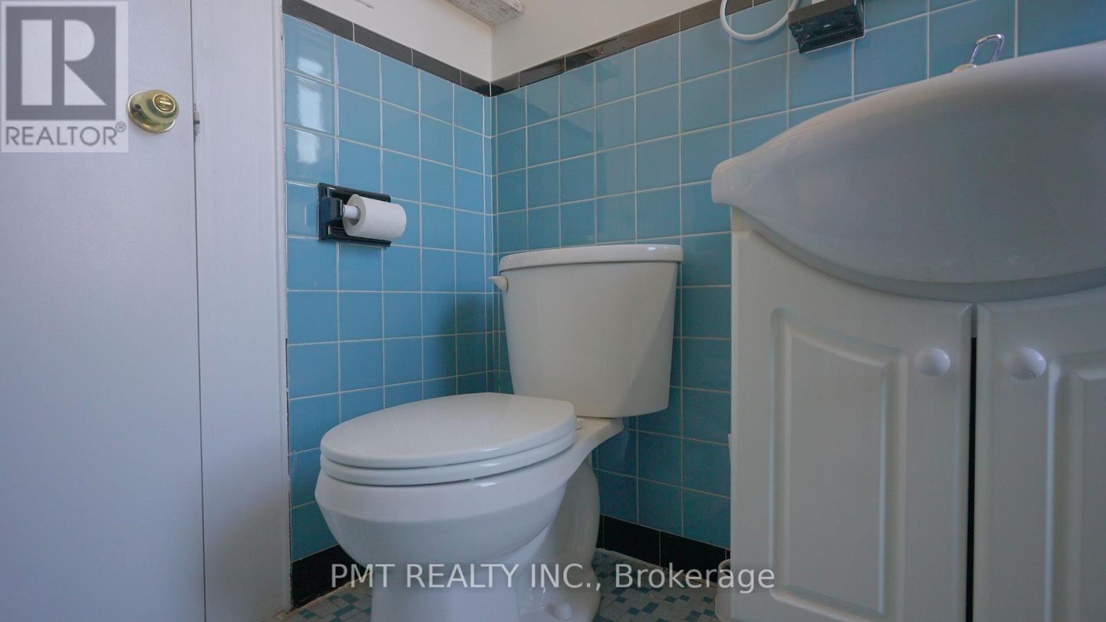 7 - 137 Brookhaven Drive, Toronto, Ontario  M6M 4P1 - Photo 18 - W13445884