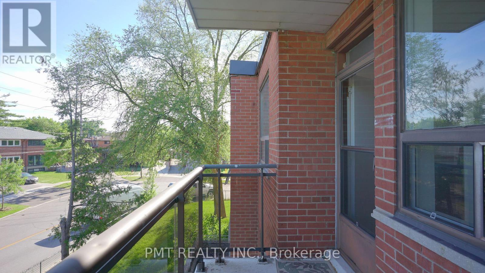 7 - 137 Brookhaven Drive, Toronto, Ontario  M6M 4P1 - Photo 24 - W13445884