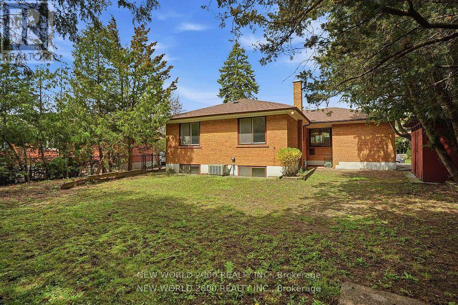 145 Elvaston Drive, Toronto, Ontario  M4A 1N8 - Photo 12 - C13445976