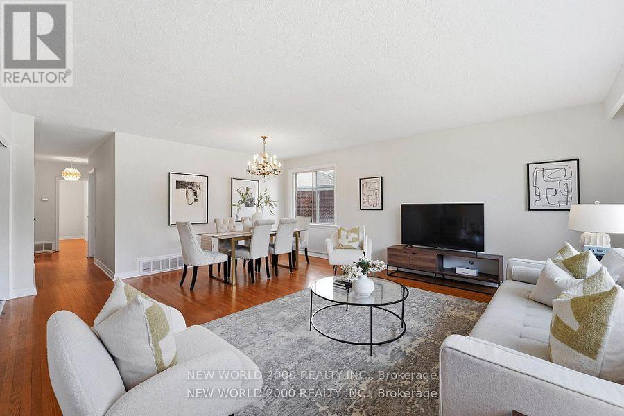 145 Elvaston Drive, Toronto, Ontario  M4A 1N8 - Photo 3 - C13445976