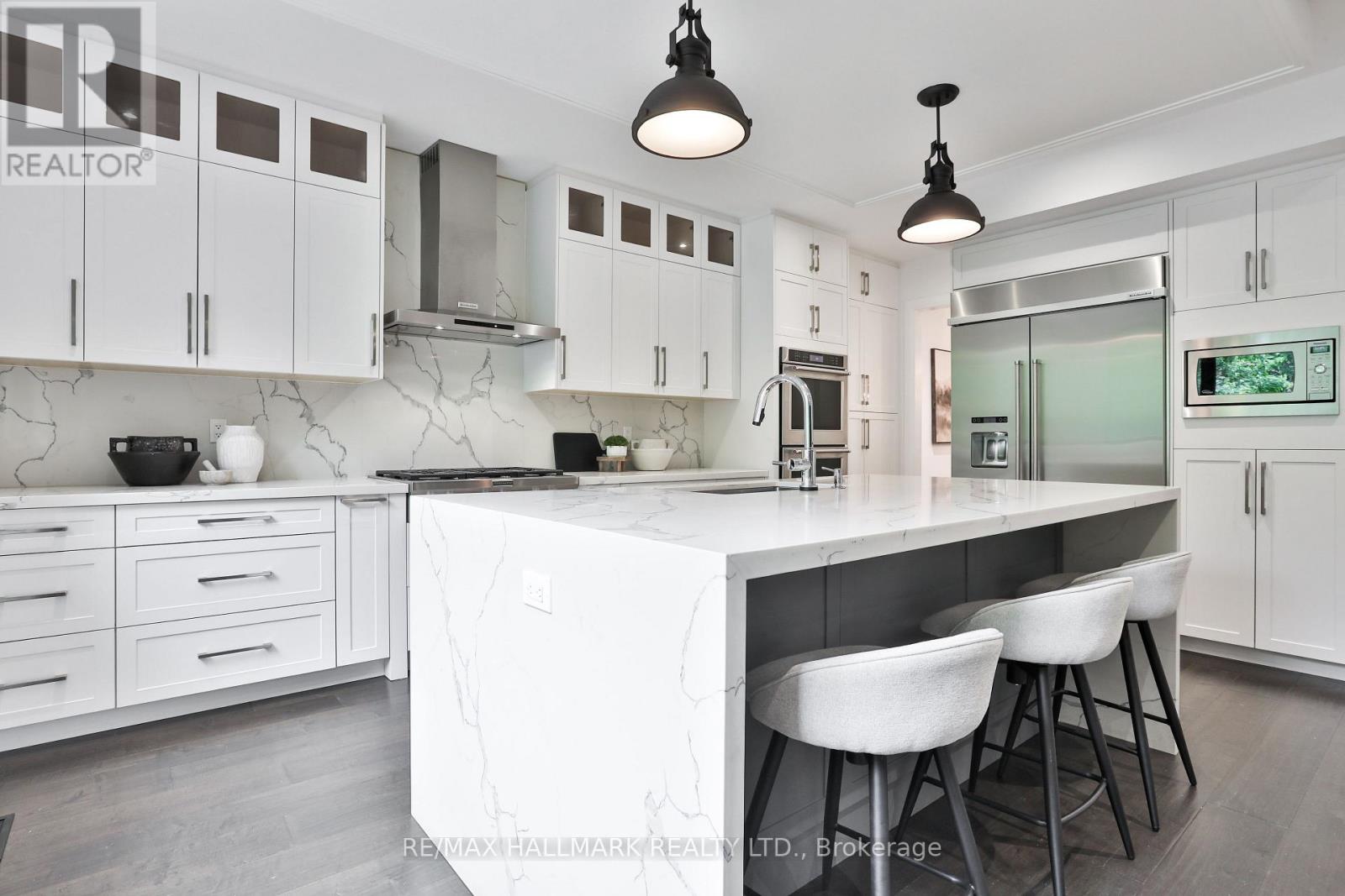 41 Invermay Avenue, Toronto, Ontario  M3H 1Z1 - Photo 11 - C13446014