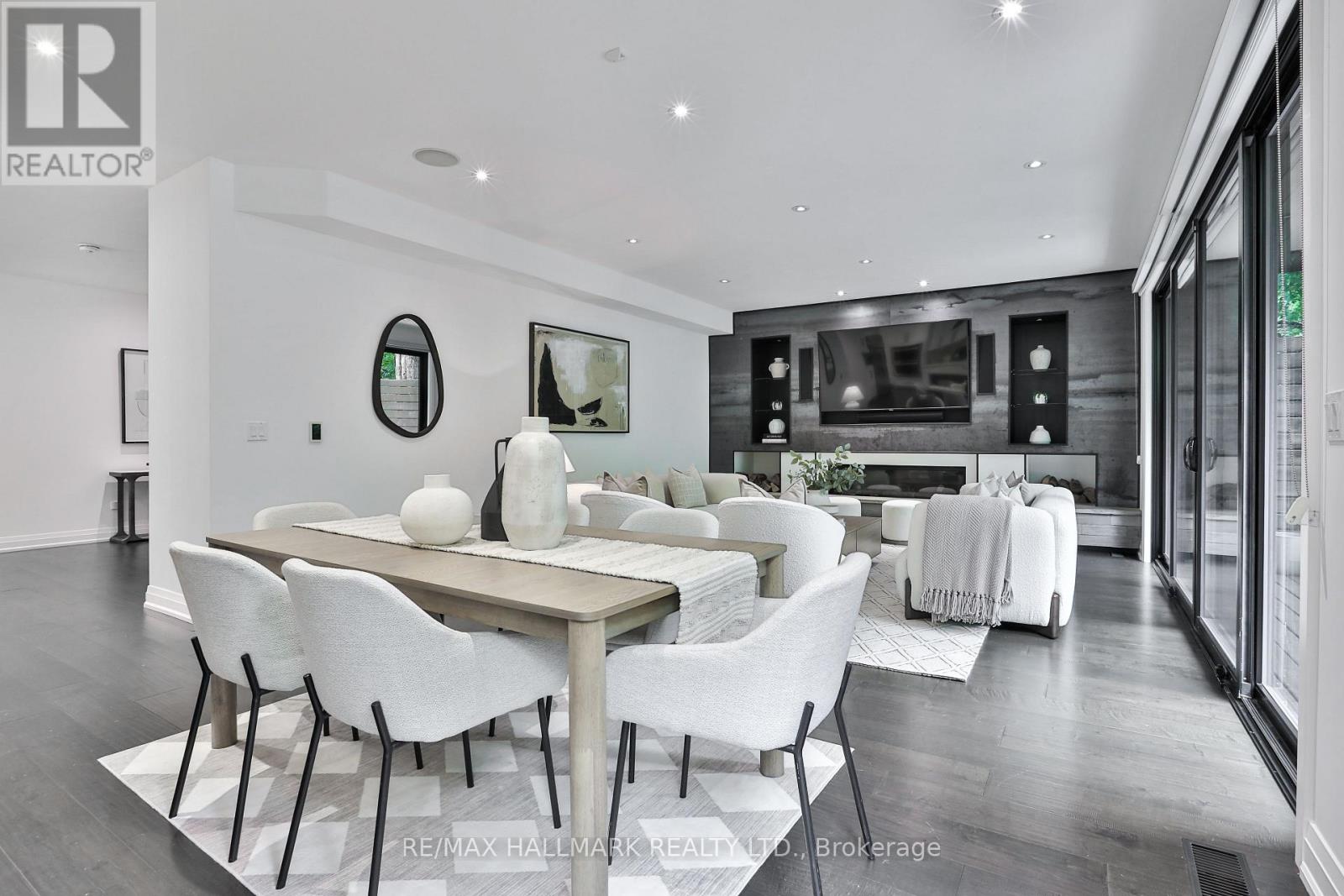 41 Invermay Avenue, Toronto, Ontario  M3H 1Z1 - Photo 2 - C13446014