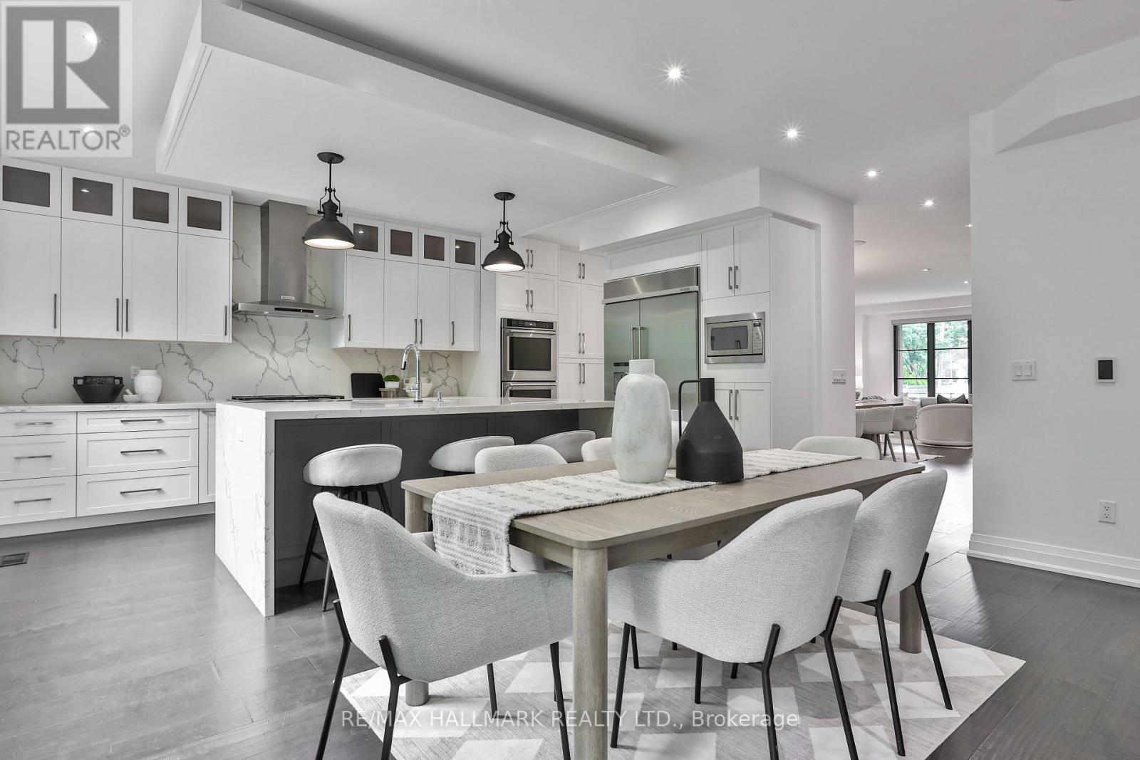 41 Invermay Avenue, Toronto, Ontario  M3H 1Z1 - Photo 3 - C13446014