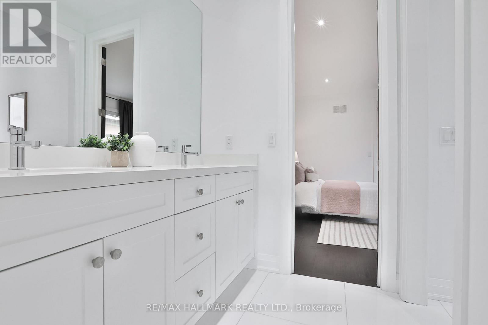 41 Invermay Avenue, Toronto, Ontario  M3H 1Z1 - Photo 30 - C13446014