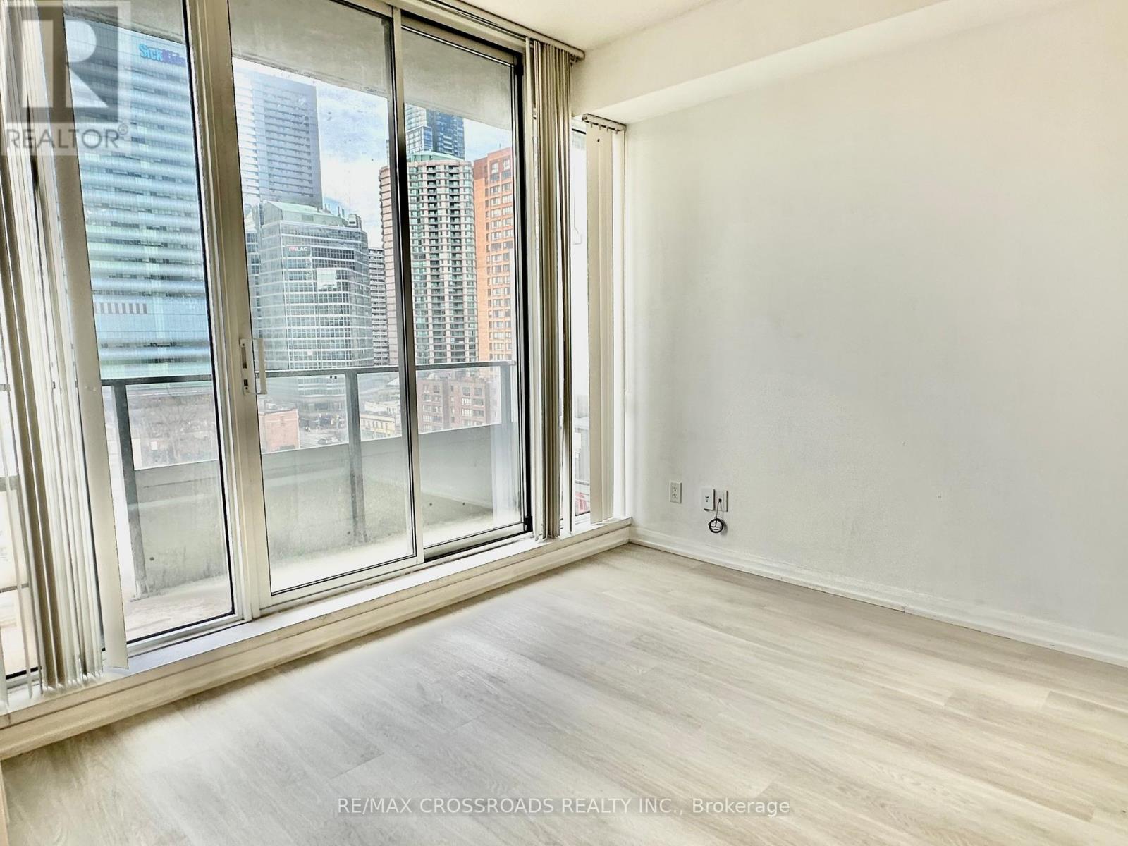 1530 - 111 Elizabeth Street, Toronto, Ontario  M5G 1P7 - Photo 4 - C13446022