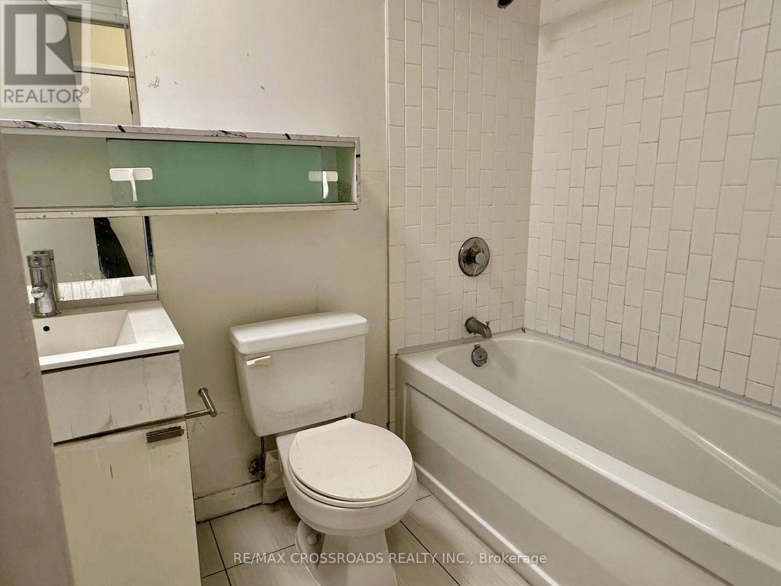 1530 - 111 Elizabeth Street, Toronto, Ontario  M5G 1P7 - Photo 7 - C13446022