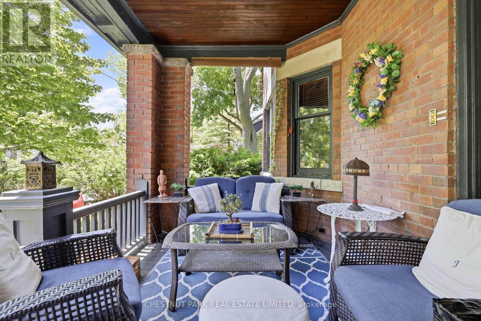 490 Summerhill Avenue, Toronto, Ontario  M4W 2E5 - Photo 2 - C13446044