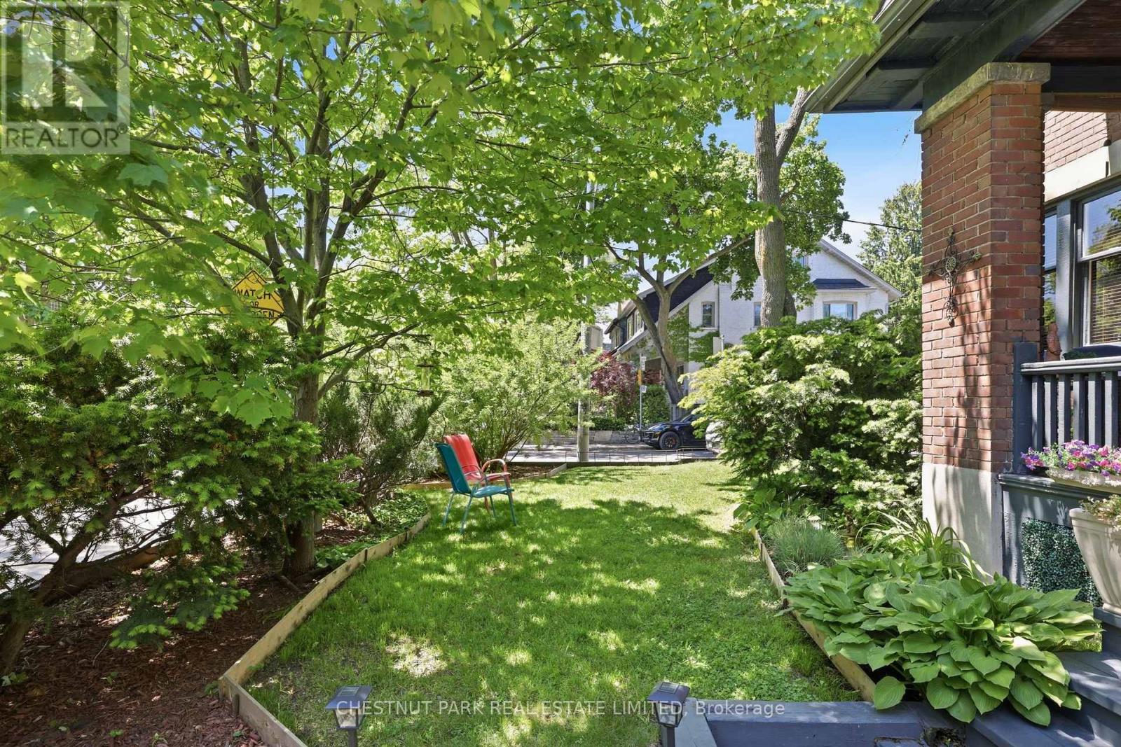 490 Summerhill Avenue, Toronto, Ontario  M4W 2E5 - Photo 37 - C13446044