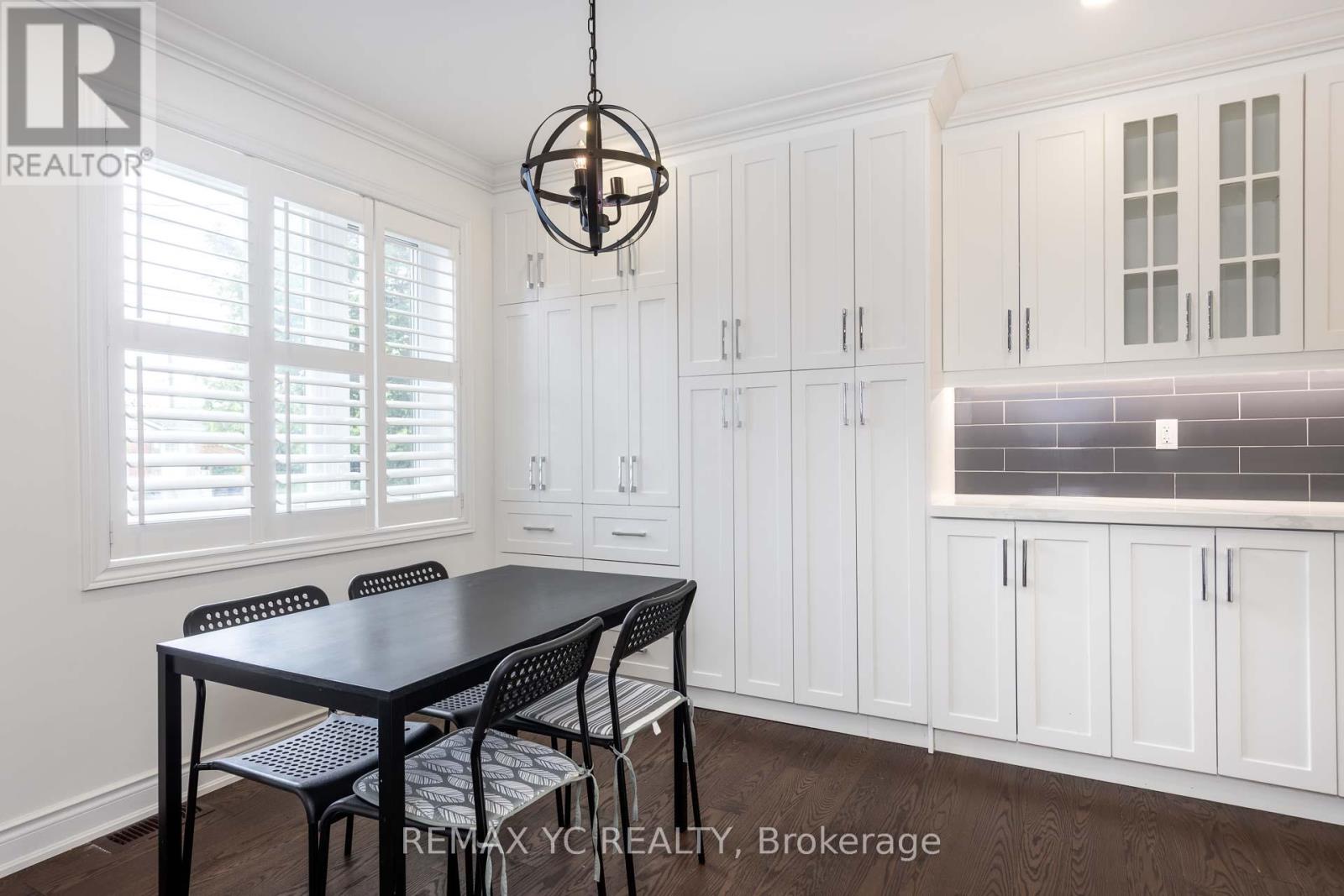 77 Talbot Road, Toronto, Ontario  M2M 1S1 - Photo 10 - C13446160