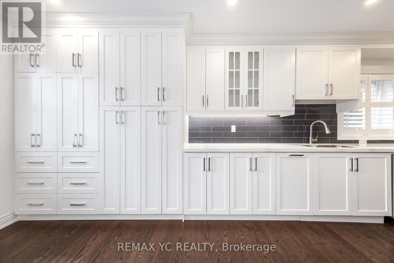 77 Talbot Road, Toronto, Ontario  M2M 1S1 - Photo 11 - C13446160