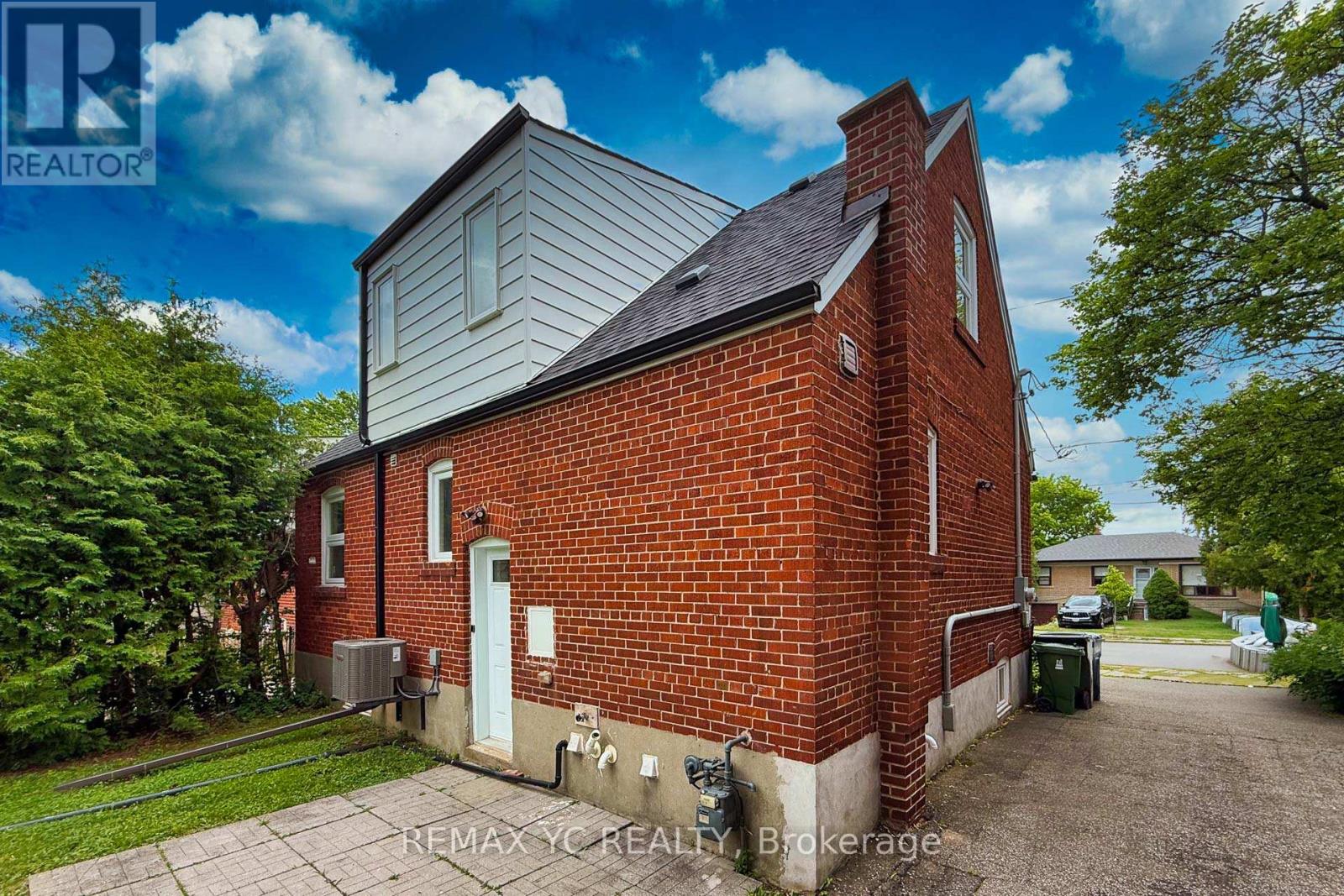 77 Talbot Road, Toronto, Ontario  M2M 1S1 - Photo 34 - C13446160