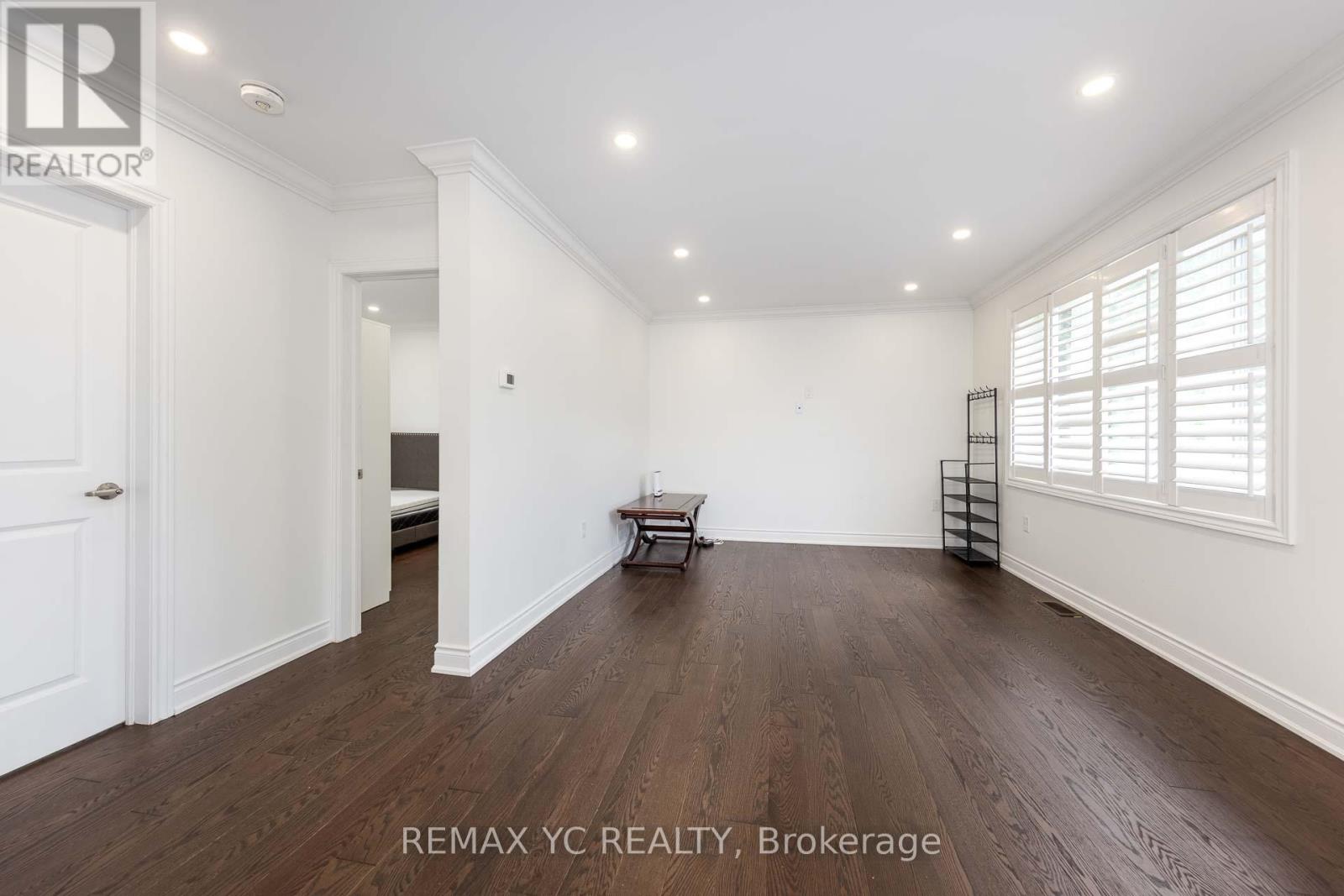77 Talbot Road, Toronto, Ontario  M2M 1S1 - Photo 6 - C13446160