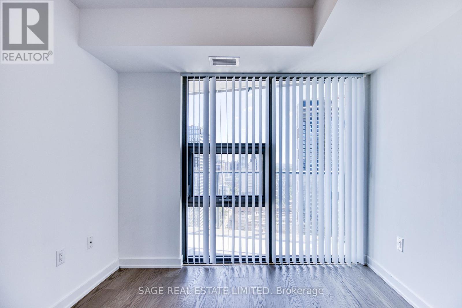 2613 - 11 Wellesley Street W, Toronto, Ontario  M4Y 0G4 - Photo 16 - C13446296