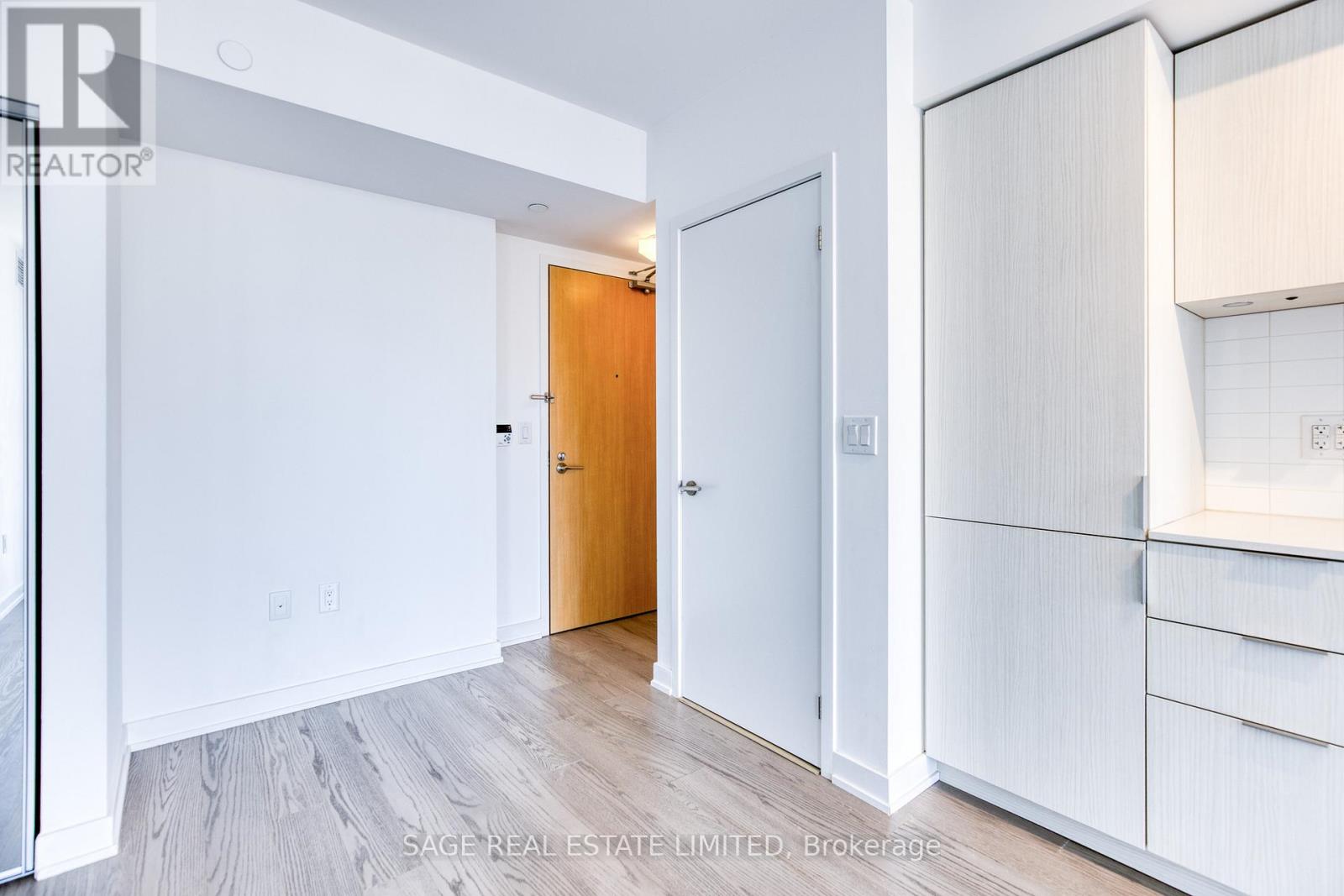 2613 - 11 Wellesley Street W, Toronto, Ontario  M4Y 0G4 - Photo 25 - C13446296