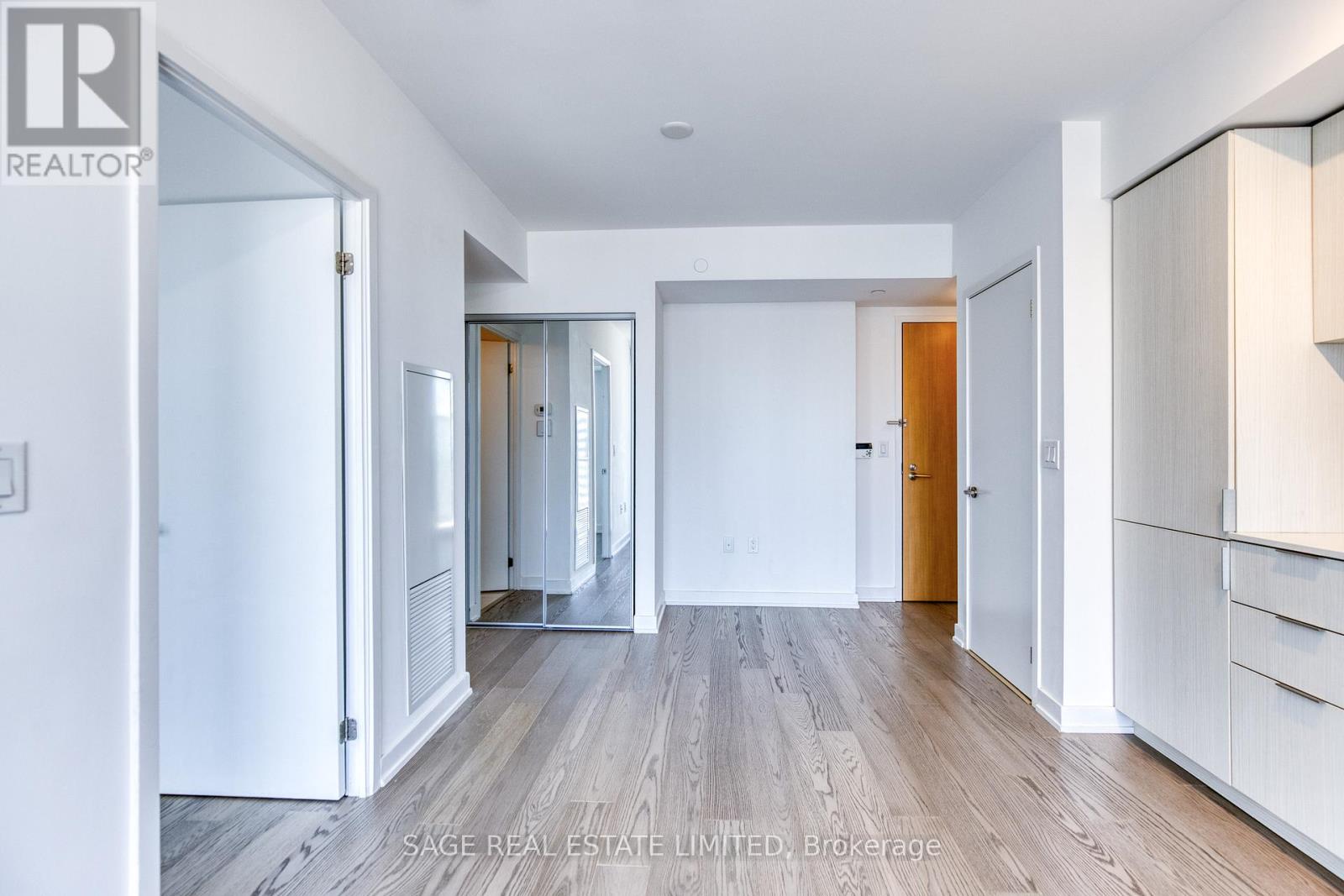 2613 - 11 Wellesley Street W, Toronto, Ontario  M4Y 0G4 - Photo 7 - C13446296