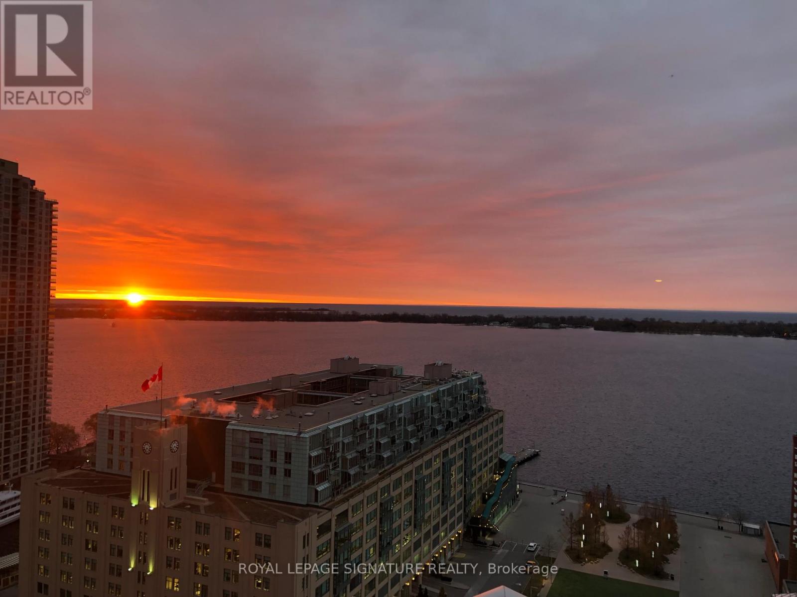 2303 - 218 Queens Quay, Toronto, Ontario  M5J 2Y6 - Photo 2 - C13446320