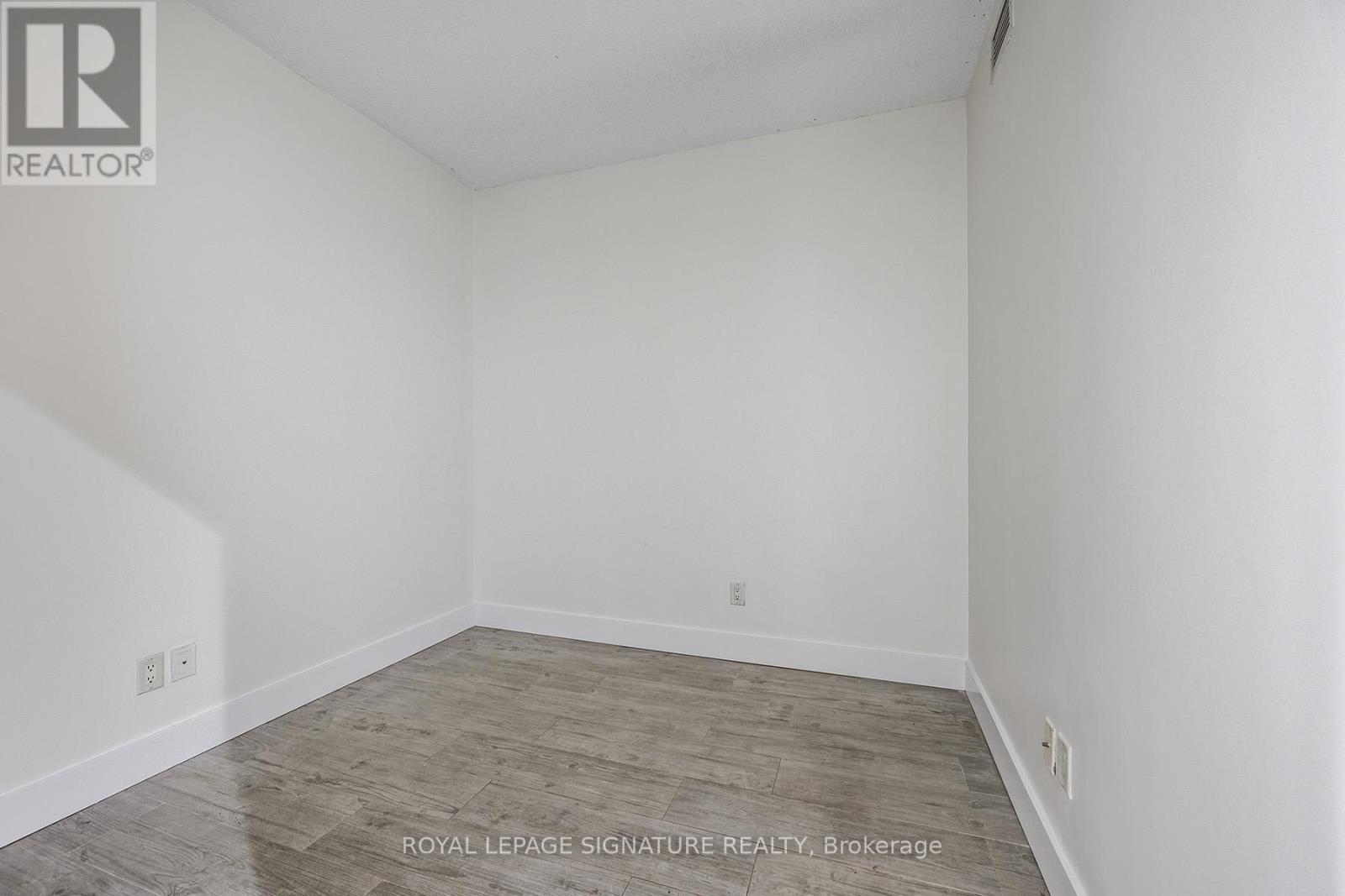 2303 - 218 Queens Quay, Toronto, Ontario  M5J 2Y6 - Photo 23 - C13446320
