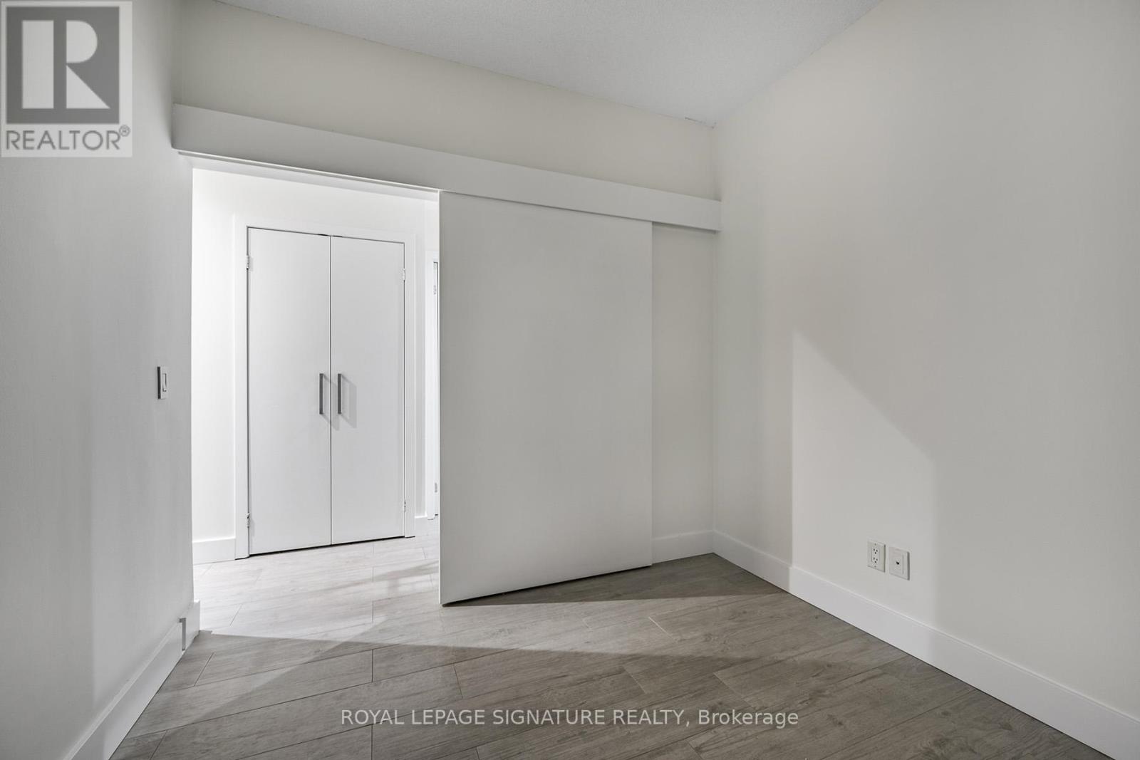 2303 - 218 Queens Quay, Toronto, Ontario  M5J 2Y6 - Photo 24 - C13446320