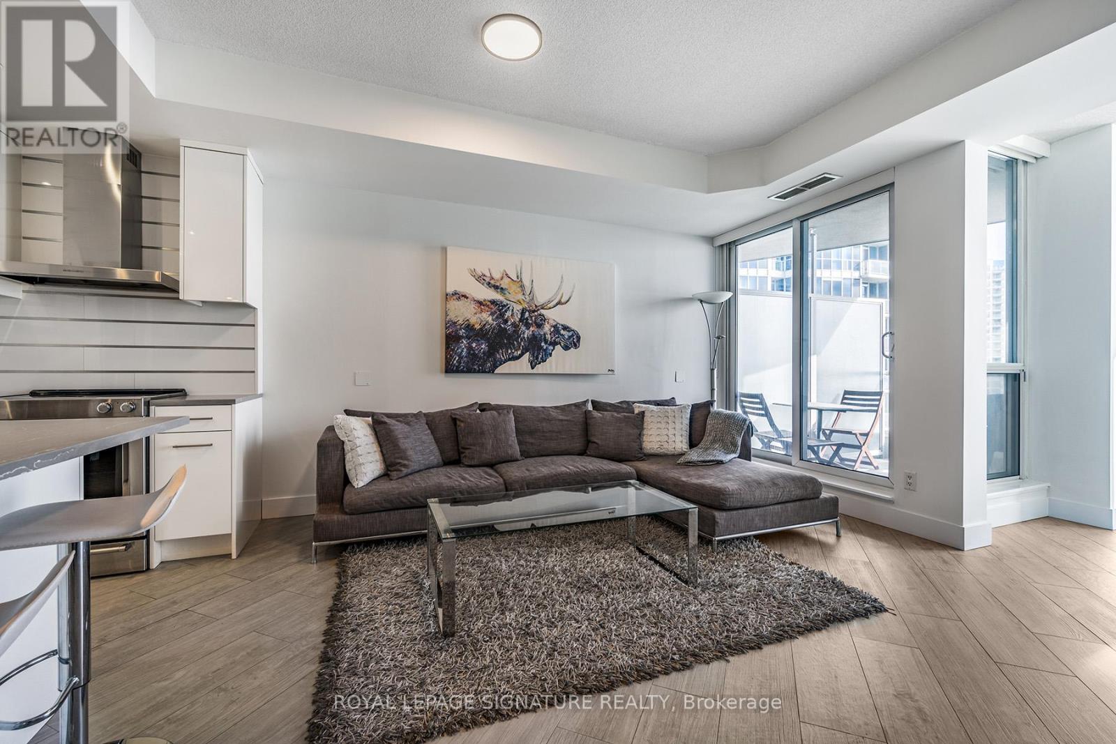 2303 - 218 Queens Quay, Toronto, Ontario  M5J 2Y6 - Photo 5 - C13446320