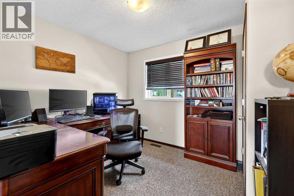 490 New Brighton Drive Se, Calgary, Alberta  T2Z 0K1 - Photo 34 - A2318773