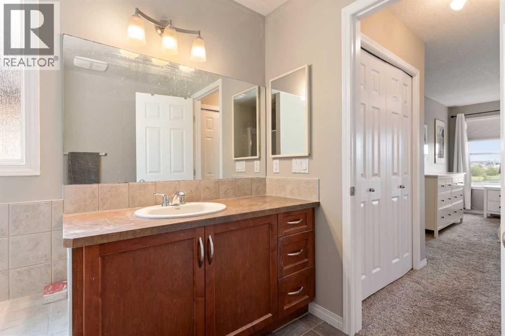 126 Morningside Point Sw, Airdrie, Alberta  T4B 3M3 - Photo 27 - A2321055