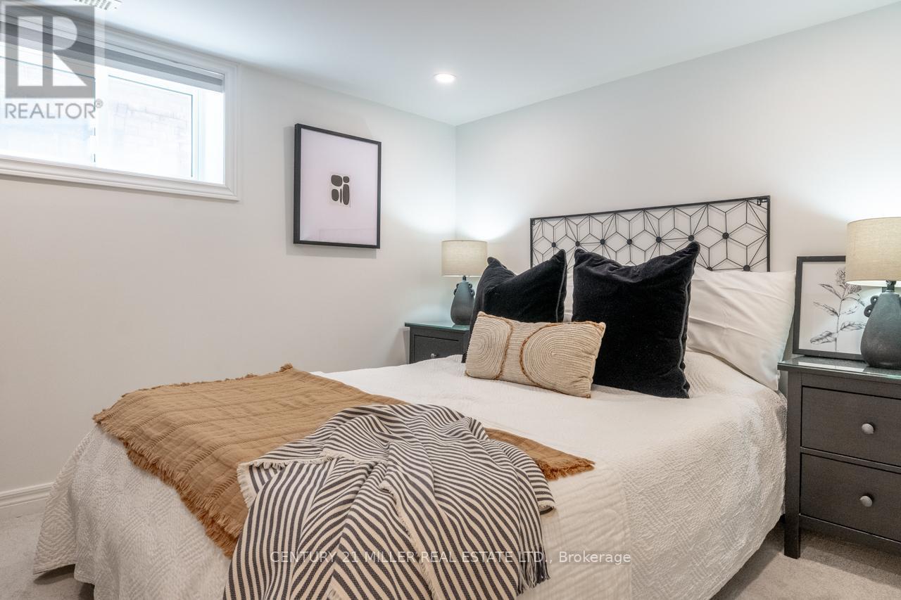 137 Springdale Boulevard, Toronto, Ontario  M4J 1W8 - Photo 26 - E13446064