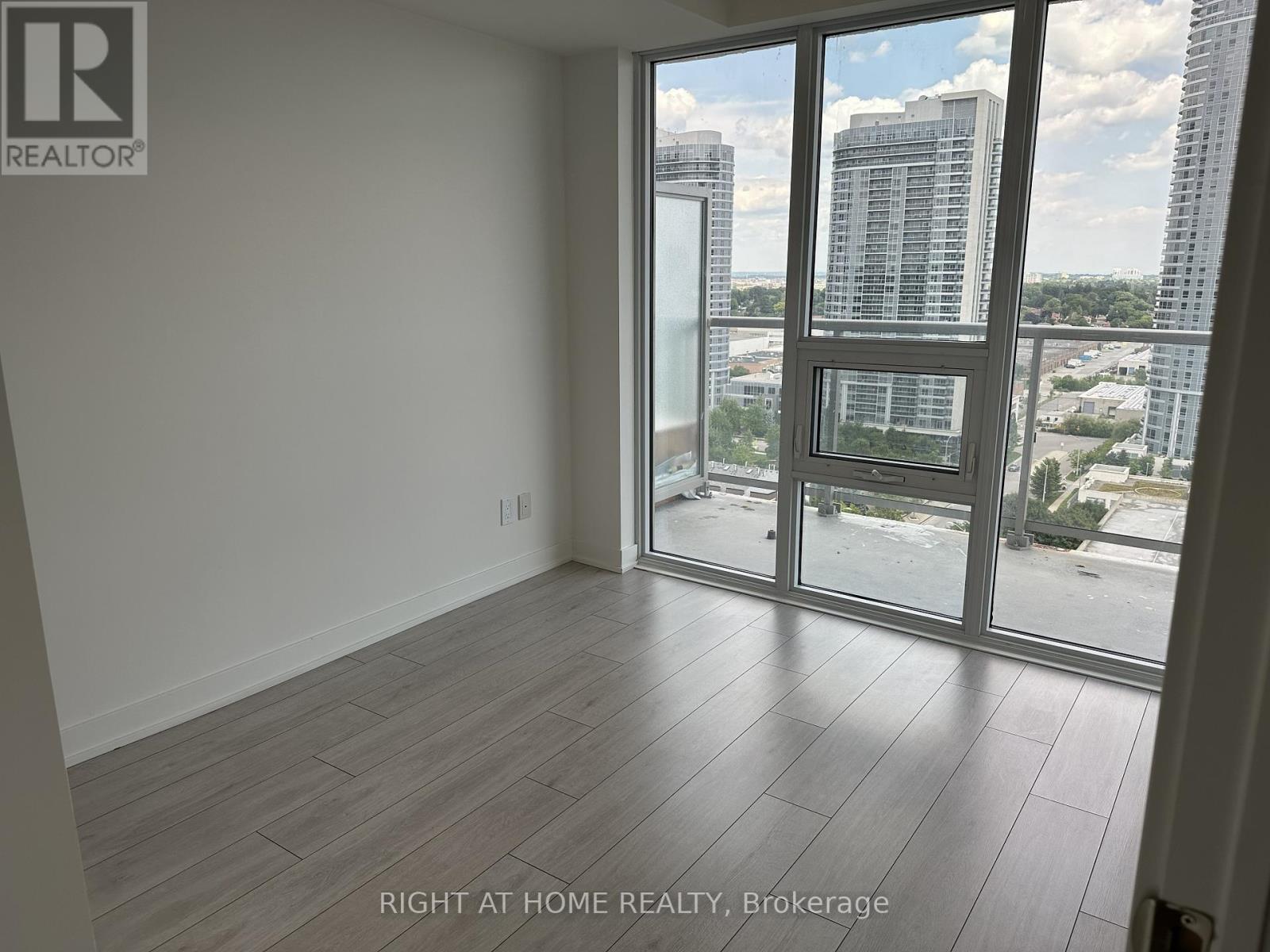 1808 - 2033 Kennedy Road, Toronto, Ontario  M1T 0B9 - Photo 10 - E13446214