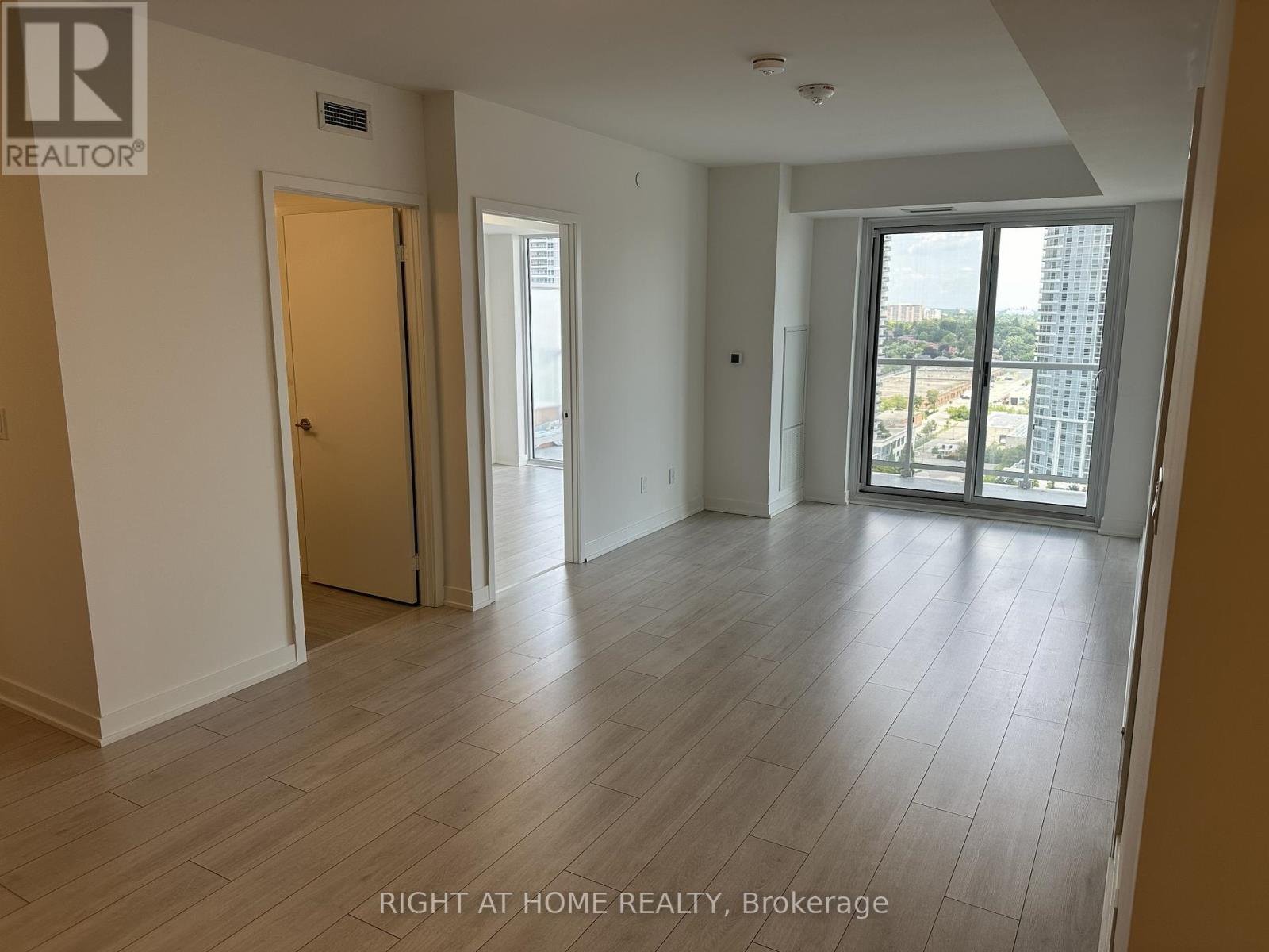 1808 - 2033 Kennedy Road, Toronto, Ontario  M1T 0B9 - Photo 8 - E13446214