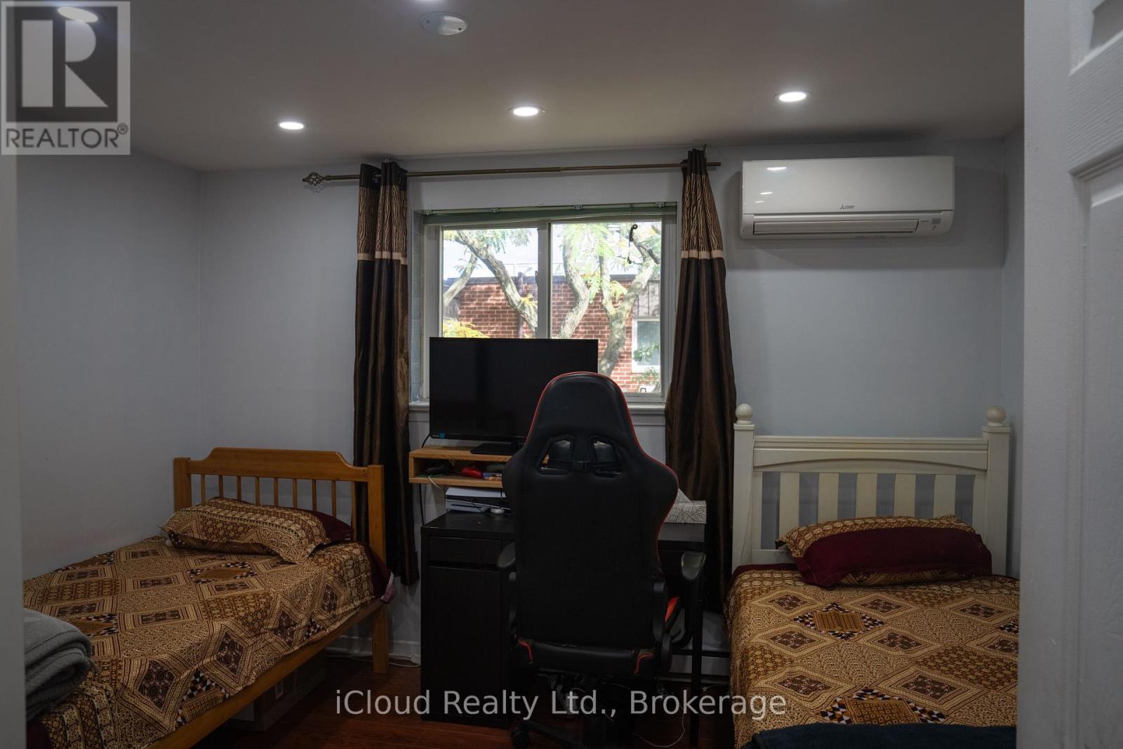 16 - 50 Coleman Avenue, Toronto, Ontario  M4C 1P7 - Photo 8 - E13446284